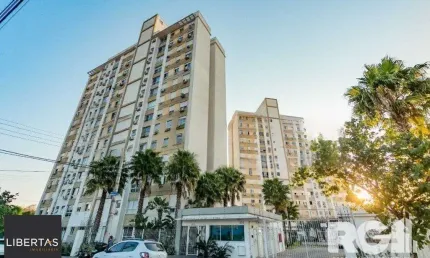 Apartamento no jardim itu de 2 dormitórios vaga e infra