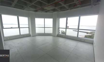 Sala comercial para alugar na Avenida Diário de Notícias, 400, Cristal, Porto Alegre