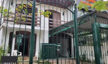 Casa 5 dormitórios à venda Petrópolis Porto Alegre/RS