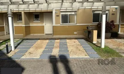 Casa condominio para Venda - 157m², 3 dormitórios, sendo 1 suites, 2 vagas - Sar