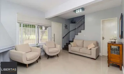 Casa com 3 quartos à venda na Rua das Caravelas, 88, Vila Ipiranga, Porto Alegre