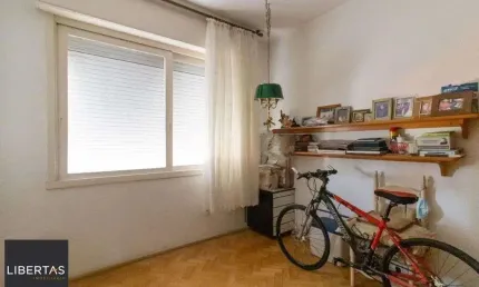Apartamento de 3 quartos, suíte e 1 vaga de garagem no bairro moinhos de vento