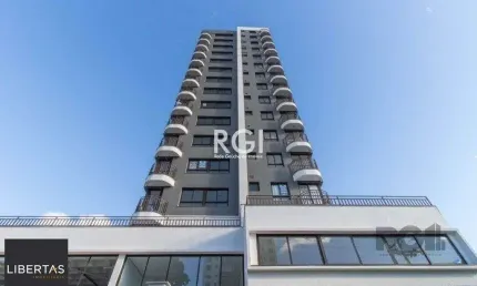 Loft com terraço privativo em l, possui 1 dormitório