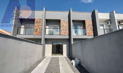 Casa com 3 quartos à venda na Rua Alfredo Oscar Bohn, Espinheiros, Joinville