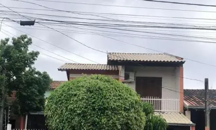 Excelente Sobrado Rua Jardim America Loteamento Pitangueiras Canoas RS.