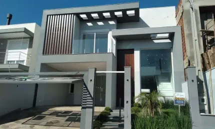 Sobrado alto padrão 3 dormitórios rua henrique kranen filho bairro montserrat.