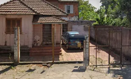 Sobrado localizado na rua sapucaia no bairro Niterói Canoas -RS