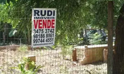Terreno à venda na Rua Joaquim Caetano , 555, --, Fátima, Canoas