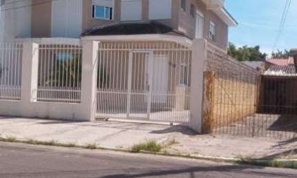 Sobrado Com 3 Dormitórios  237,00 M² Rua Santa Cruz Bairro Niterói Canoas RS