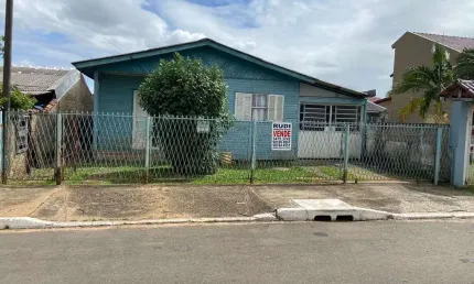 Casa com 2 dormitorios Rua Paris Bairro Niterói Canoas RS