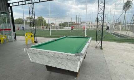 Quadras poliesportiva á venda (ponto ) com 2000 m² venda no Fatima - Canoas