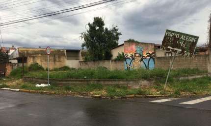Terreno Comercial á venda com 242, m² , bairro Niterói - Canoas