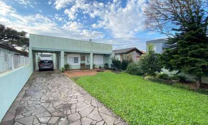 Casa Alvenaria 3 Dormitorios 240,00m² Área Construída Bairro Niteroi Canoas