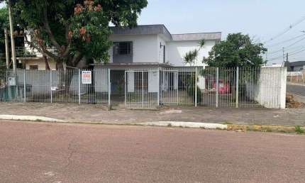 Sobrado com 221,00m² de Área Privativa com 4 Dormitorios Bairro Niteroi Canoas