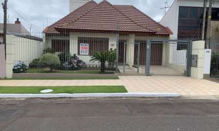 Sobrado com 173,37 m² Área Construída  2 Dormitórios Bairro Igara Canoas RS.