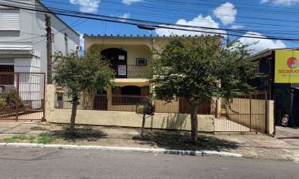 Sobrado 3 dormitorios Rua Alexandre de Gusmão Bairro estancia Velha Canoas - RS.