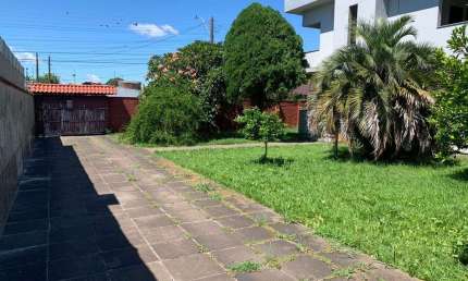 Sobrado 2 Dormitórios Localizado na Rua Prudente de Moraes Niteroi Canoas - RS.
