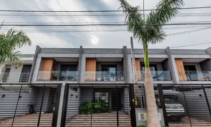 Sobrado á venda 3 Quartos , com 125 m² , bairro Mont''Serrat - Canoas