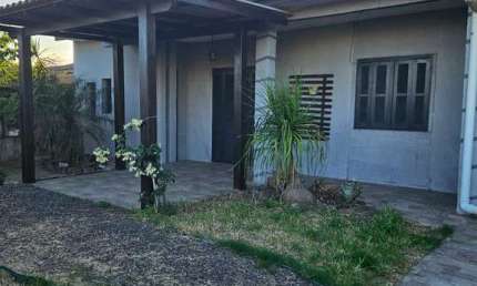 Casa de Alvenaria 2 Dormitórios mais 2 quitinetes  Balneário Nordeste Imbé RS