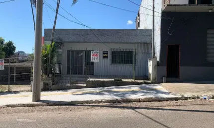Casa de Avenaria na Rua Guarabu, no Bairro Ouro Branco em Novo Hamburgo - RS