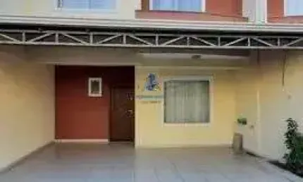 Condomínio Fechado Boqueirão 1 - Sobrado à Venda em Condomínio Fechado – Alto Boqueirão, Curitiba – 3 Quartos (1 Suíte), 2 Vagas – R$ 630.000