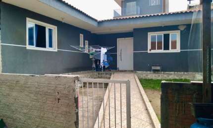 Vende-se  2 casas terreas no mesmo terreno de 360m2 totais  com 5 vagas de carros no bairro Maracanã, Colombo, Paraná