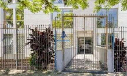 APARTAMENTO LOCALIZADO NO BAIRRO REBOUÇAS - Apartamento 4 quartos (1 suíte) com varanda e 2 vagas no Rebouças – Financiável com FGTS