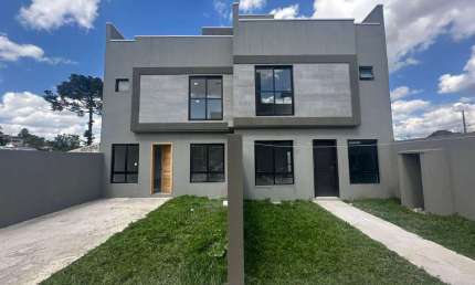 Casa com 3 quartos à venda na Rua Victor Hugo, Lindóia, Curitiba
