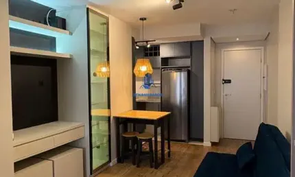 Edifício Primus - Studio Mobiliado em Andar Alto com Garagem à Venda no Centro de Curitiba – Pronto para Morar