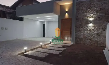 Casa de Alto Padrão com 3 suítes, 4 banheiros, garagem para 4 carros, à Venda no Condomínio Granja Olga II, Sorocaba/SP