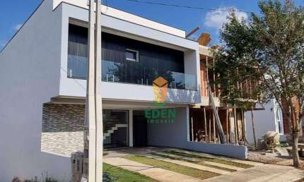 Casa com 3 suítes, sendo 1 master, 5 banheiros, garagem pra 4 carros, à Venda no Condomínio Terras de São Francisco, Éden, Sorocaba/SP