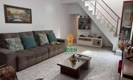 Sobrado com 150 metros quadrados, 4 quartos, sendo 2 suítes, à Venda na Rua Marcos Luís da Silva, Jardim Boa Esperança, Sorocaba/SP