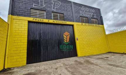 Galpão Comercial com 393 metros quadrados, mezanino, para Locação ou Venda na Avenida Doutor Luiz Mendes Almeida, Vila Espírito Santo, Sorocaba/SP