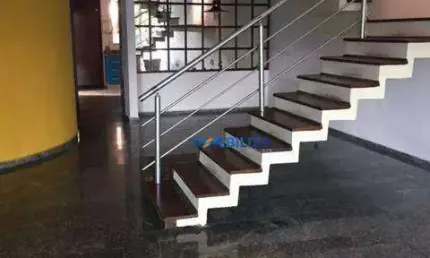 Sobrado à venda, 350 m² por R$ 1.060.000,00 - Jardim Maia - Guarulhos/SP