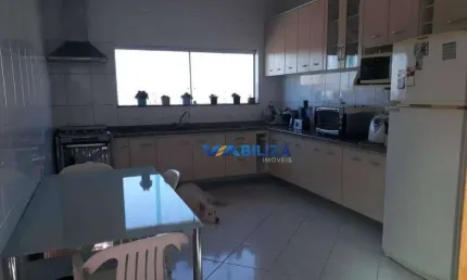 Sobrado 3 suítes V. Constança próximo ao Metrô - Estuda Permuta!