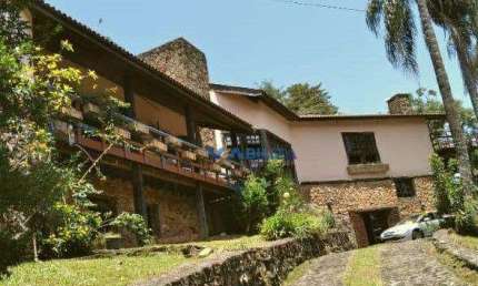 Sobrado com 3 dormitórios à venda, 440 m² por R$ 2.100.000,00 - Itapetinga - Atibaia/SP