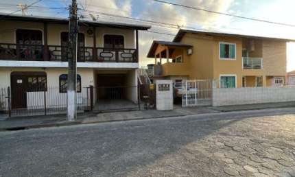 Casa com 11 quartos à venda em Vendaval, Biguaçu  por R$ 1.250.000
