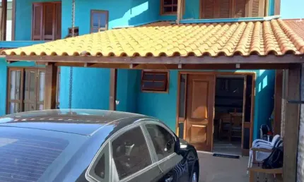 Casa com 3 quartos à venda na Praia João Rosa, Biguaçu  por R$ 699.000