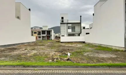 Terreno em condomínio fechado à venda em Deltaville, Biguaçu  por R$ 220.000
