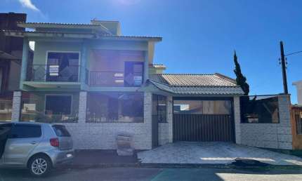Casa com 5 quartos à venda em Rio Caveiras, Biguaçu  por R$ 1.350.000