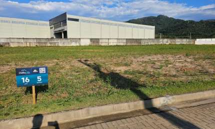 Terreno comercial à venda em Deltaville, Biguaçu  por R$ 930.000