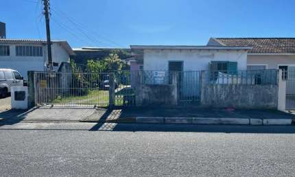Casa com 2 quartos à venda na Praia João Rosa, Biguaçu  por R$ 530.000