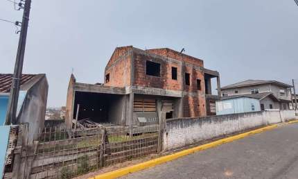Casa com 4 quartos à venda no Bom Viver, Biguaçu  por R$ 480.000