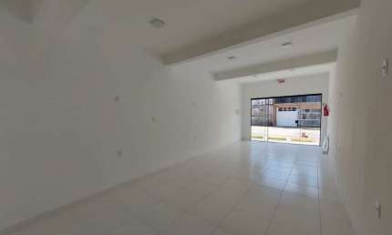 Sala comercial para alugar na Serraria, São José  por R$ 1.800