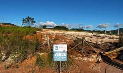 Terreno à venda no Areias de Baixo, Governador Celso Ramos  por R$ 198.500