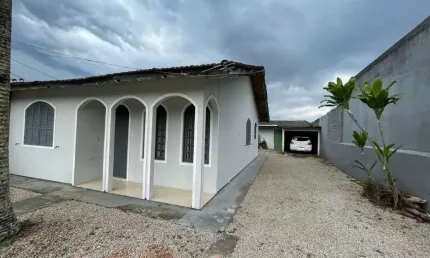 Casa com 3 quartos à venda em Rio Caveiras, Biguaçu  por R$ 450.000