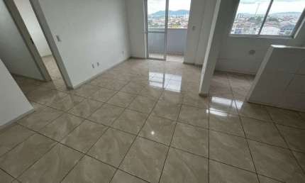 Apartamento com 2 quartos à venda em Rio Caveiras, Biguaçu  por R$ 349.000