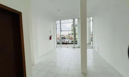 Sala comercial à venda em rio caveiras, biguaçu  por r$ 400.000