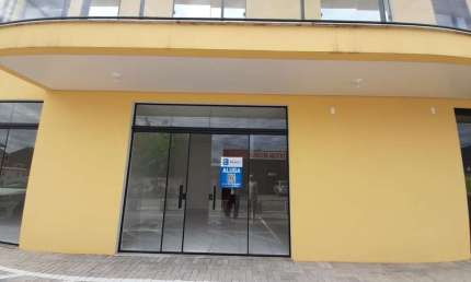 Sala comercial para alugar na Praia João Rosa, Biguaçu  por R$ 1.800