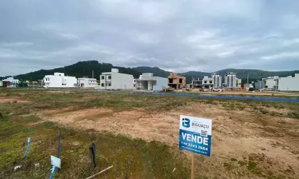 Terreno em condomínio fechado à venda em Deltaville, Biguaçu  por R$ 250.000
